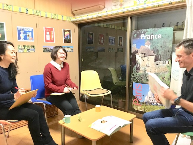 フランス語学校 東京恵比寿にある評判・格安フランス語会話・文法の教室です。